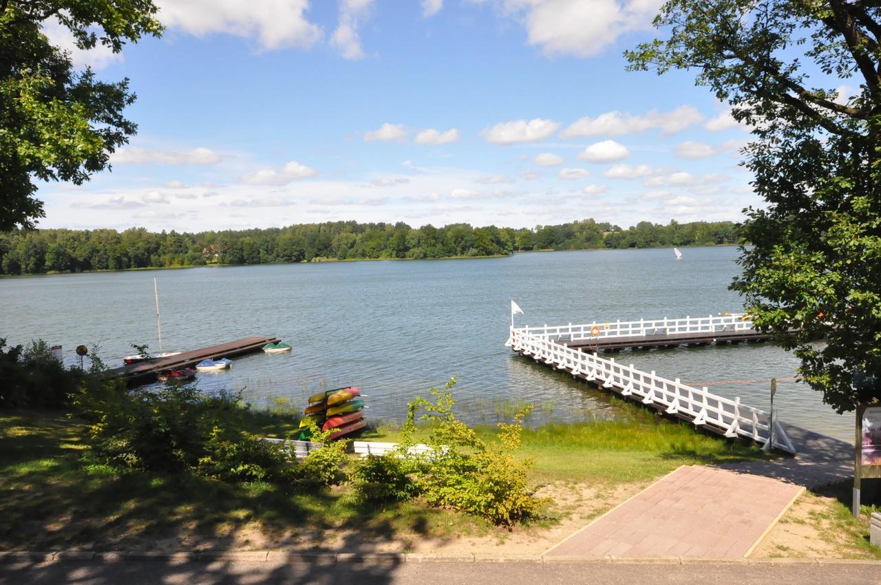 Pokoje Hotelowe Nad Jeziorem Jelen Bytow  Bagian luar foto